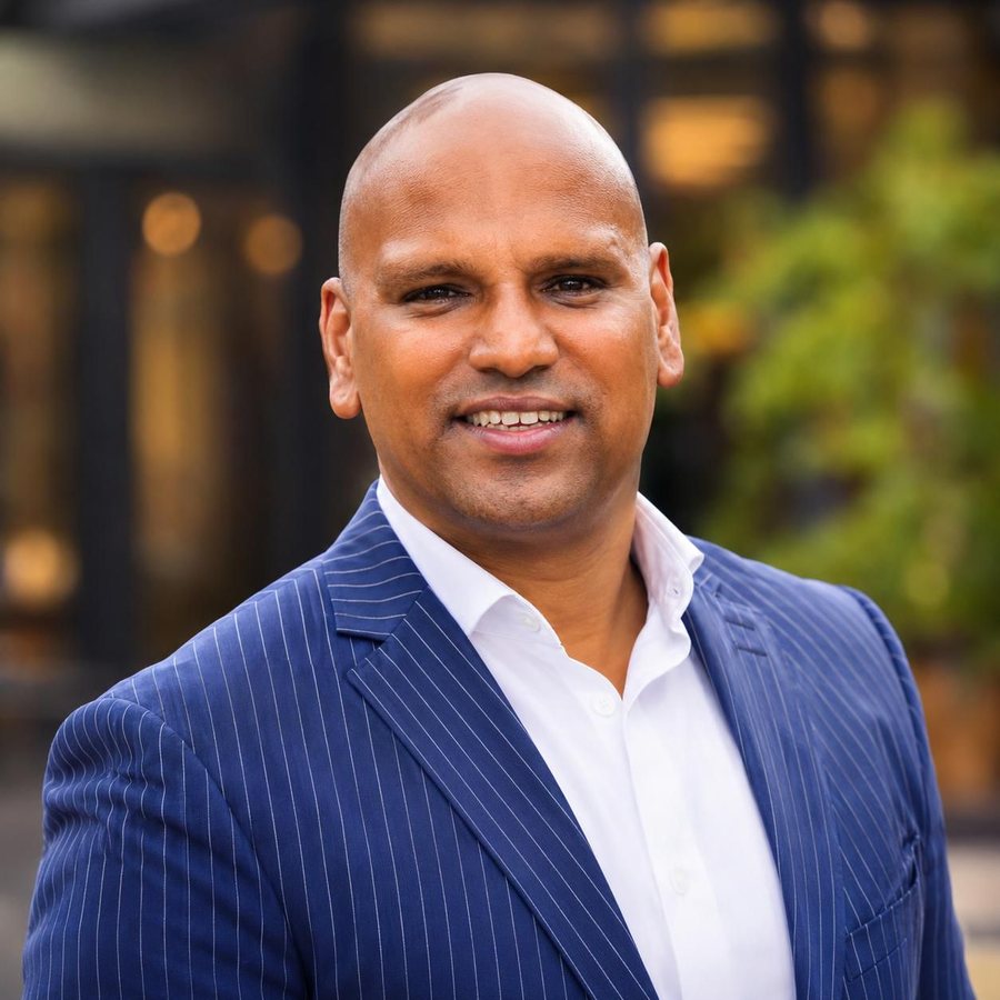 Ketan van Sales by Ketan